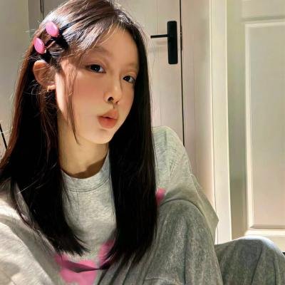 我们的宿舍 封面